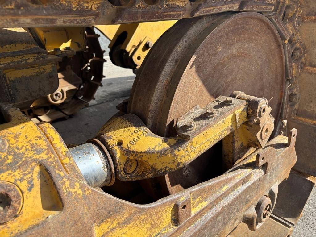 Гусеничный погрузчик CAT 953 D: фото 36 Гусеничный погрузчик CAT 953 D: фото 36