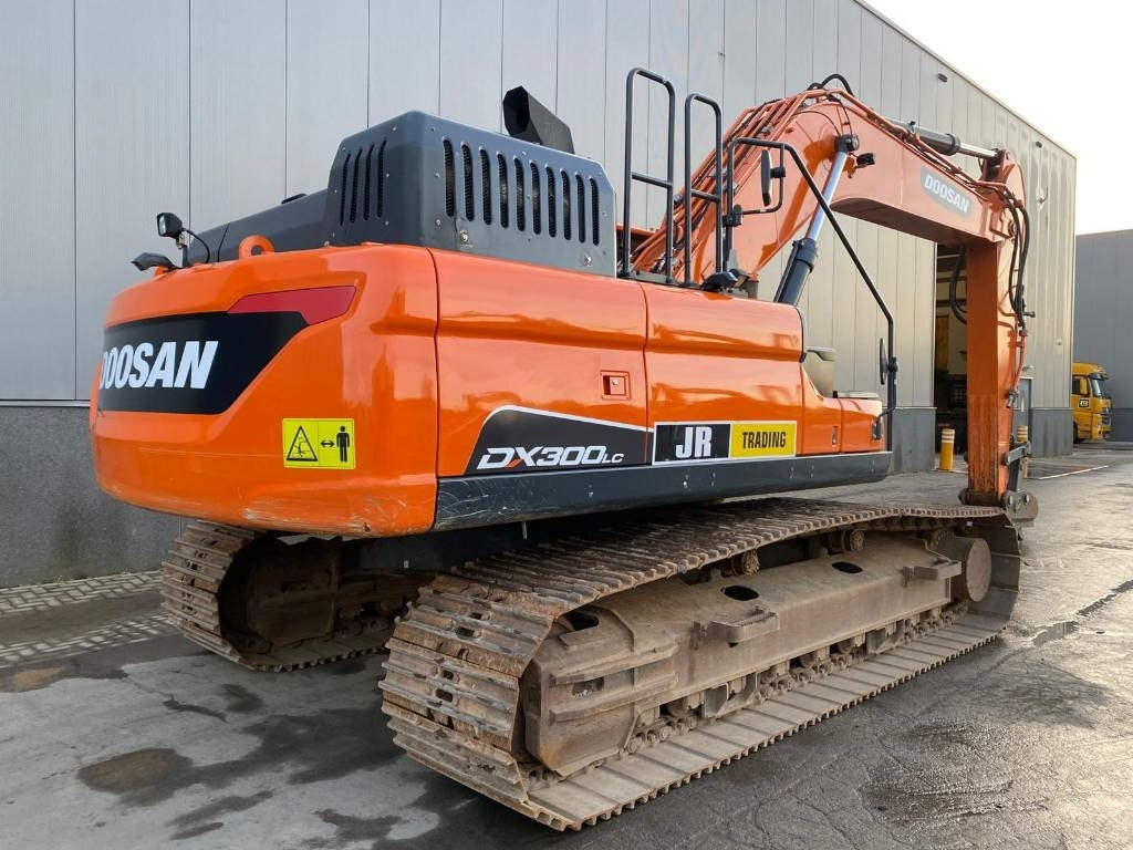 Doosan DX 300 LC-7 - Гусеничный экскаватор: фото 5 Doosan DX 300 LC-7 - Гусеничный экскаватор: фото 5