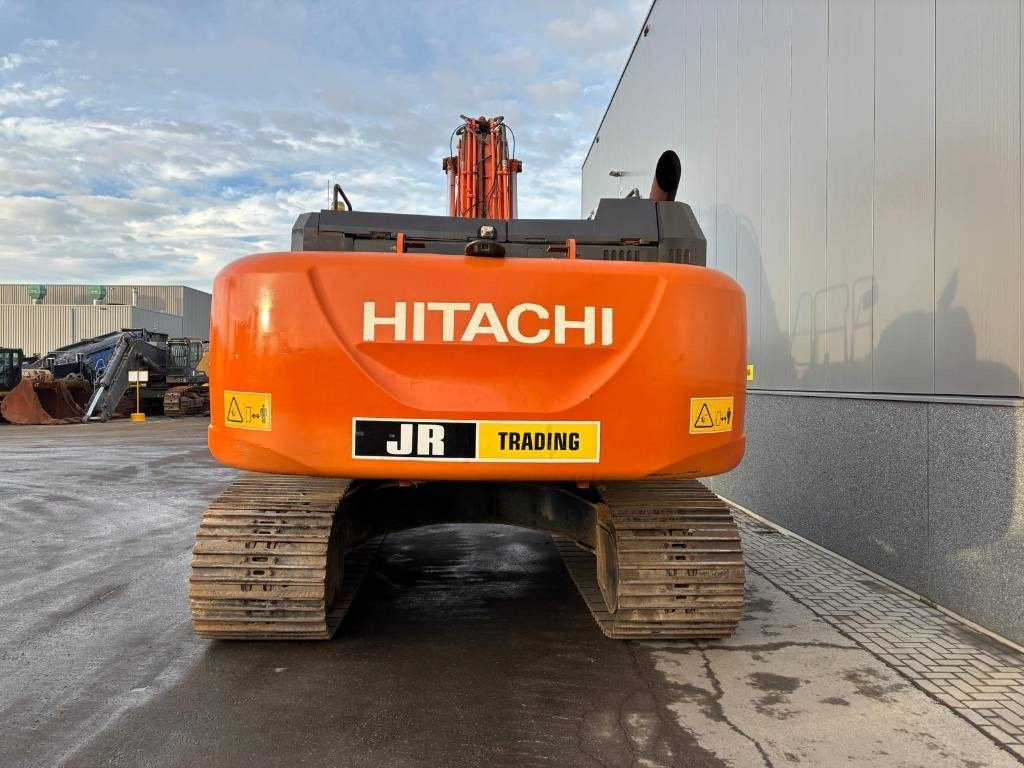 Hitachi ZX 350 LC-6 (Comes with 2 Buckets) - Гусеничный экскаватор: фото 3 Hitachi ZX 350 LC-6 (Comes with 2 Buckets) - Гусеничный экскаватор: фото 3