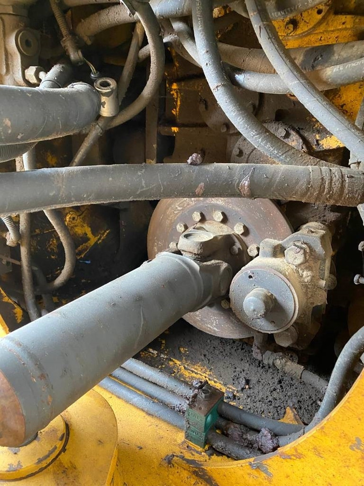 Колёсный погрузчик Volvo L 90 G: фото 27