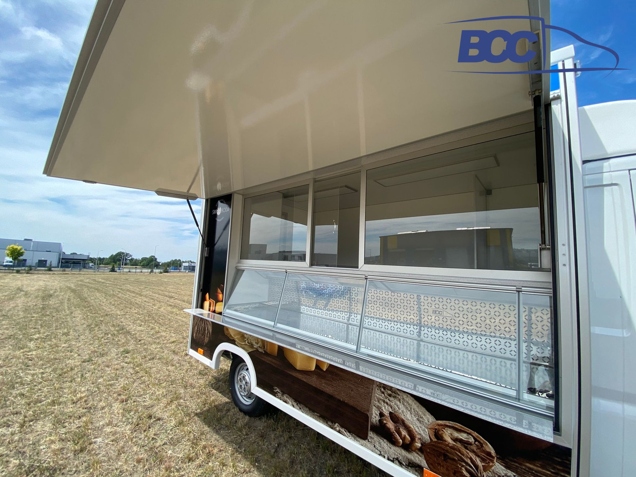 BCC POLSKA - FOOD TRUCK - SAMOCHÓD DO SPRZEDAŻY SERÓW, FOOD TRUCK Z NABIAŁEM, AUTO SKLEP - PEUGEOT BOXER - Торговый грузовик: фото 5 BCC POLSKA - FOOD TRUCK - SAMOCHÓD DO SPRZEDAŻY SERÓW, FOOD TRUCK Z NABIAŁEM, AUTO SKLEP - PEUGEOT BOXER - Торговый грузовик: фото 5