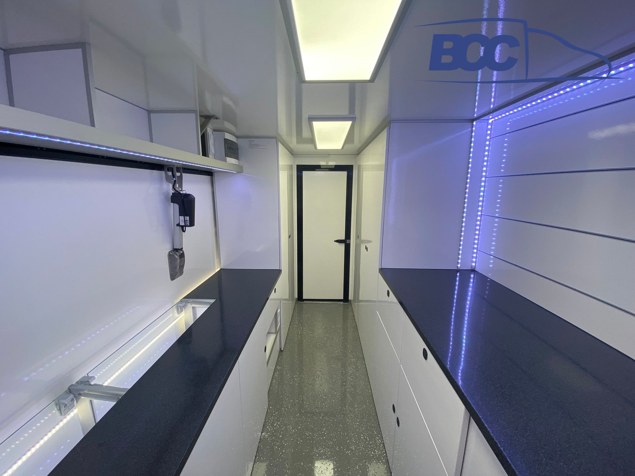 BCC POLSKA - MOBILNE CENTRUM SZKOLENIOWE, EXPO TRUCK, MOBILNE BIURO, SAMOCHÓD EKSPOZYCYJNY, PEUGEOT BOXER - Торговый грузовик: фото 4 BCC POLSKA - MOBILNE CENTRUM SZKOLENIOWE, EXPO TRUCK, MOBILNE BIURO, SAMOCHÓD EKSPOZYCYJNY, PEUGEOT BOXER - Торговый грузовик: фото 4