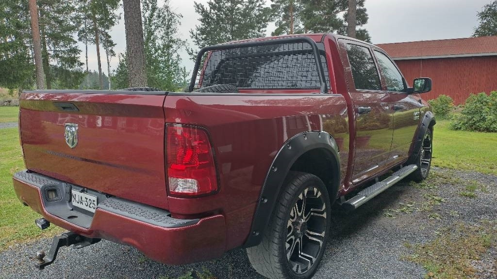 Dodge RAM 1500 5,7 hemi - Пикап: фото 3 Dodge RAM 1500 5,7 hemi - Пикап: фото 3