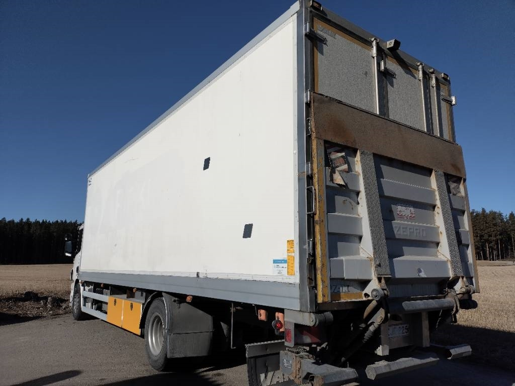 Scania P360 4x2 Vak kylmäkori,lumikko+pl - Рефрижератор: фото 4 Scania P360 4x2 Vak kylmäkori,lumikko+pl - Рефрижератор: фото 4