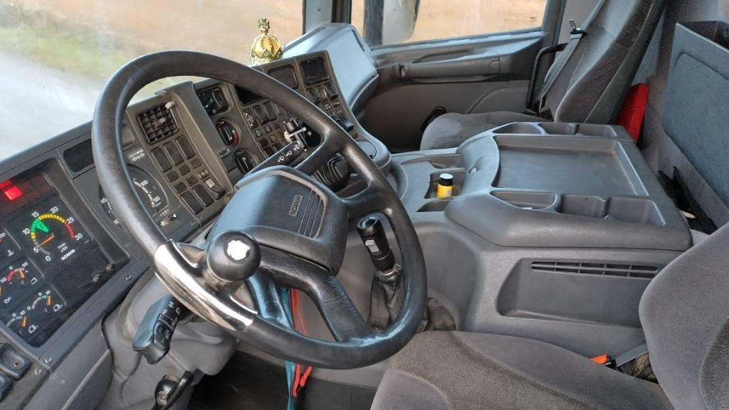 Грузовик с закрытым кузовом Scania P94 kokosivuaukeva kori+pl-nostin: фото 10 Грузовик с закрытым кузовом Scania P94 kokosivuaukeva kori+pl-nostin: фото 10