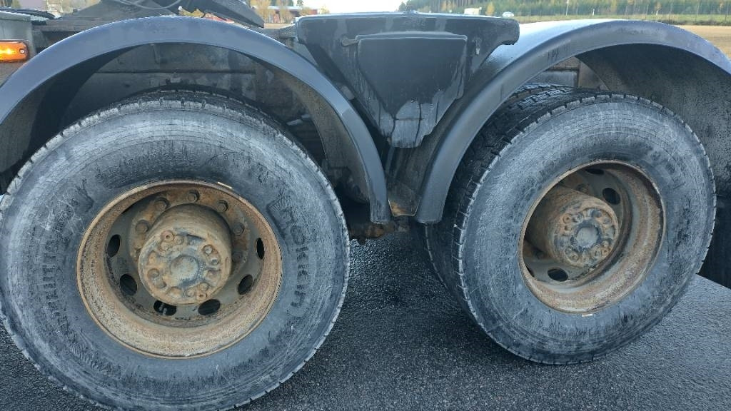 Scania R144 530 8x4 RASKASVETURI - Тягач: фото 4 Scania R144 530 8x4 RASKASVETURI - Тягач: фото 4