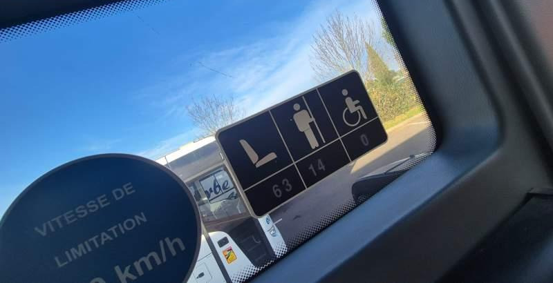 Mercedes-Benz TOURISMO RH / SPROWADZONY / MANUAL / EURO 5 - Туристический автобус: фото 2 Mercedes-Benz TOURISMO RH / SPROWADZONY / MANUAL / EURO 5 - Туристический автобус: фото 2