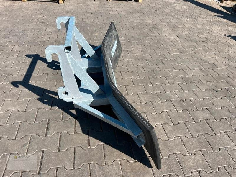 Vemac Gummischieber 260 Schäffer Futterschieber, Gülleschieber, Schneeschild - Отвал для Сельскохозяйственной техники: фото 4 Vemac Gummischieber 260 Schäffer Futterschieber, Gülleschieber, Schneeschild - Отвал для Сельскохозяйственной техники: фото 4