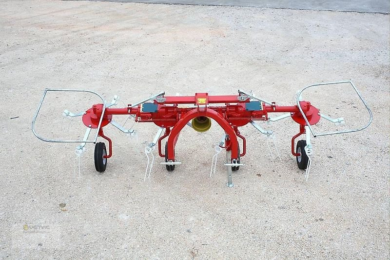 Vemac Heuwender 290 Daros 4GS Kreiselheuwender Kreiselwender NEU - Сеноворошилка: фото 1 Vemac Heuwender 290 Daros 4GS Kreiselheuwender Kreiselwender NEU - Сеноворошилка: фото 1