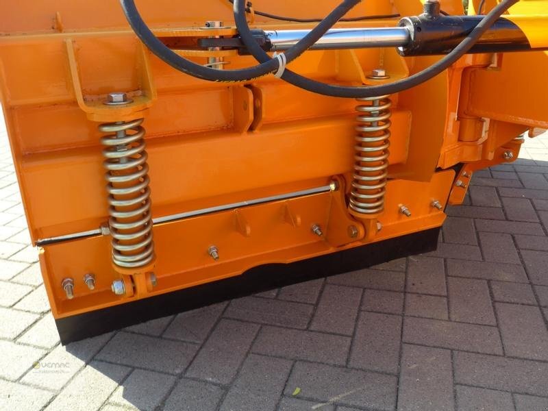 Vemac Vario Schneeschild Schneepflug Winterdienst 300cm NEU - Отвал для снега: фото 4 Vemac Vario Schneeschild Schneepflug Winterdienst 300cm NEU - Отвал для снега: фото 4