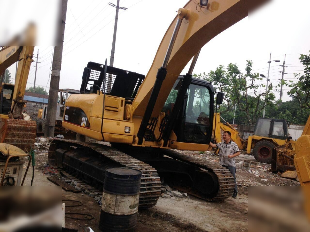 CATERPILLAR 325DL - Гусеничный экскаватор: фото 4 CATERPILLAR 325DL - Гусеничный экскаватор: фото 4