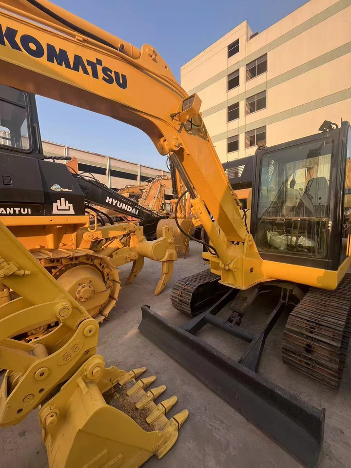 KOMATSU PC58-8 - Гусеничный экскаватор: фото 1 KOMATSU PC58-8 - Гусеничный экскаватор: фото 1