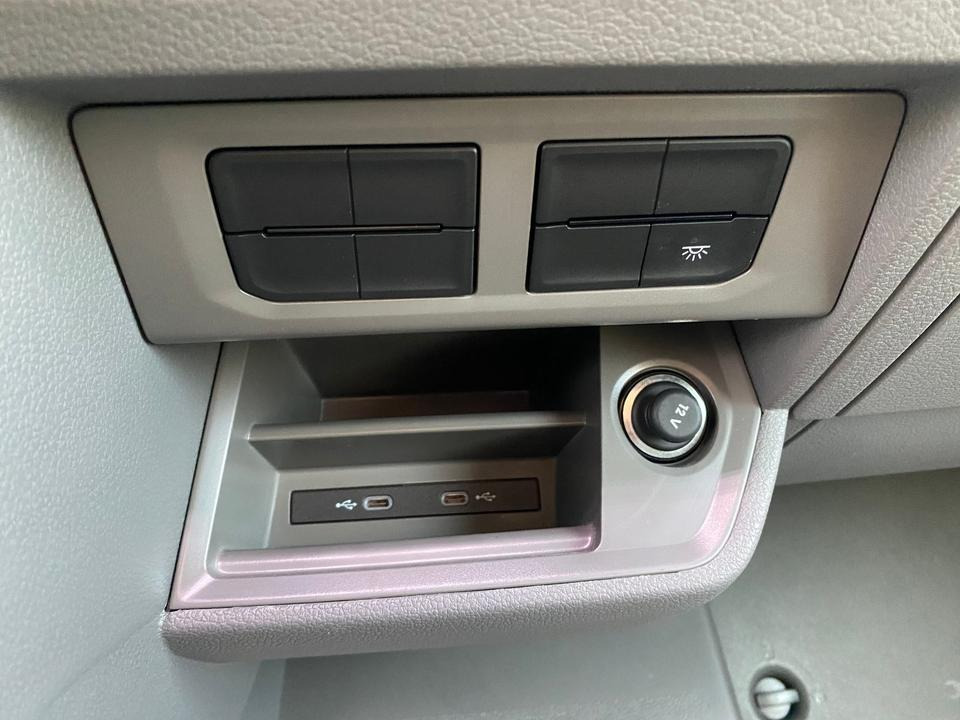 Фургон с закрытым кузовом MAN TGE 3.160 Next Level Blyss Kofferaufbau Lang *INKL.19% MWST*HECKANTRIEB*AHK*PDC*TEMPO *UVM*SOFORT VERFÜGBAR!*: фото 21 Фургон с закрытым кузовом MAN TGE 3.160 Next Level Blyss Kofferaufbau Lang *INKL.19% MWST*HECKANTRIEB*AHK*PDC*TEMPO *UVM*SOFORT VERFÜGBAR!*: фото 21