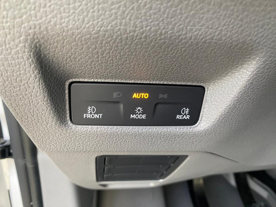 Фургон с закрытым кузовом MAN TGE 3.160 Next Level Blyss Kofferaufbau Lang *INKL.19% MWST*HECKANTRIEB*AHK*PDC*TEMPO *UVM*SOFORT VERFÜGBAR!*: фото 23 Фургон с закрытым кузовом MAN TGE 3.160 Next Level Blyss Kofferaufbau Lang *INKL.19% MWST*HECKANTRIEB*AHK*PDC*TEMPO *UVM*SOFORT VERFÜGBAR!*: фото 23