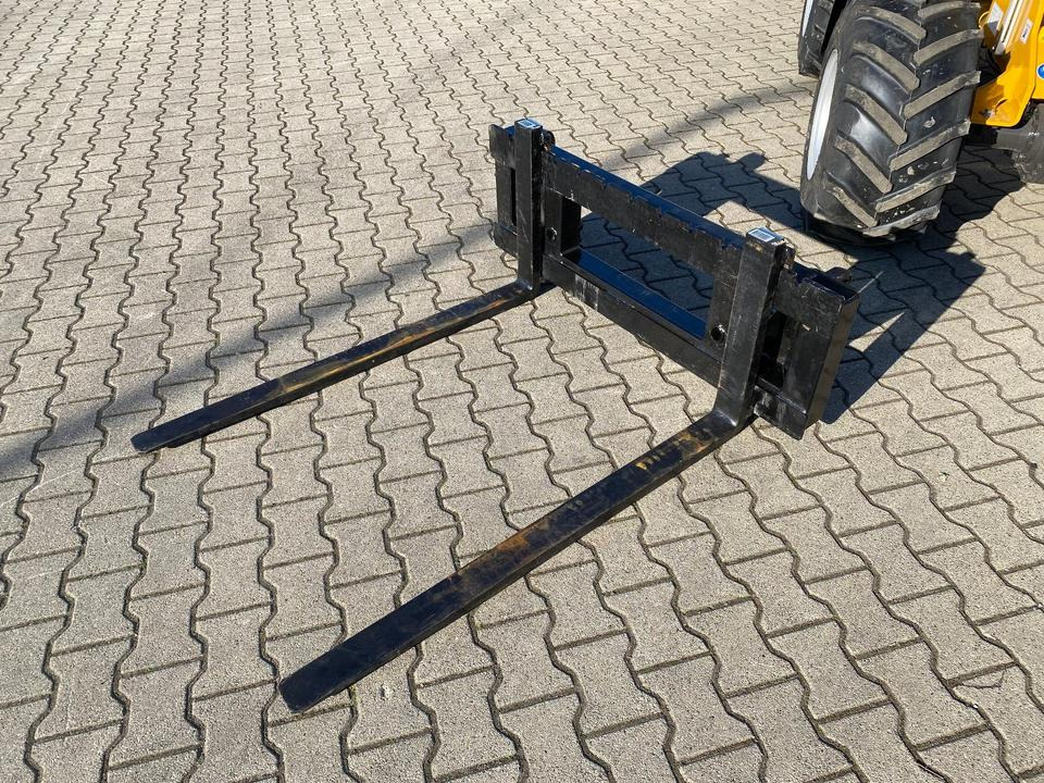 Radlader/Hoflader BK810 inkl. Gabel/Schaufelpaket *INKL.19% MWST*BERGER KRAUS* KUBOTA*EURO*CE* - Компактный фронтальный погрузчик: фото 4 Radlader/Hoflader BK810 inkl. Gabel/Schaufelpaket *INKL.19% MWST*BERGER KRAUS* KUBOTA*EURO*CE* - Компактный фронтальный погрузчик: фото 4