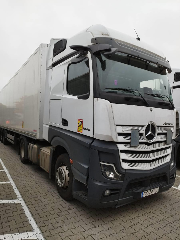 Schmitz Cargobull 3 axles xLiftachse - Изотермический полуприцеп: фото 1 Schmitz Cargobull 3 axles xLiftachse - Изотермический полуприцеп: фото 1