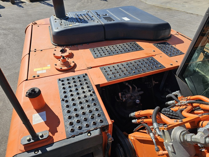 Гусеничный экскаватор HITACHI ZX290LCN-5B: фото 14 Гусеничный экскаватор HITACHI ZX290LCN-5B: фото 14