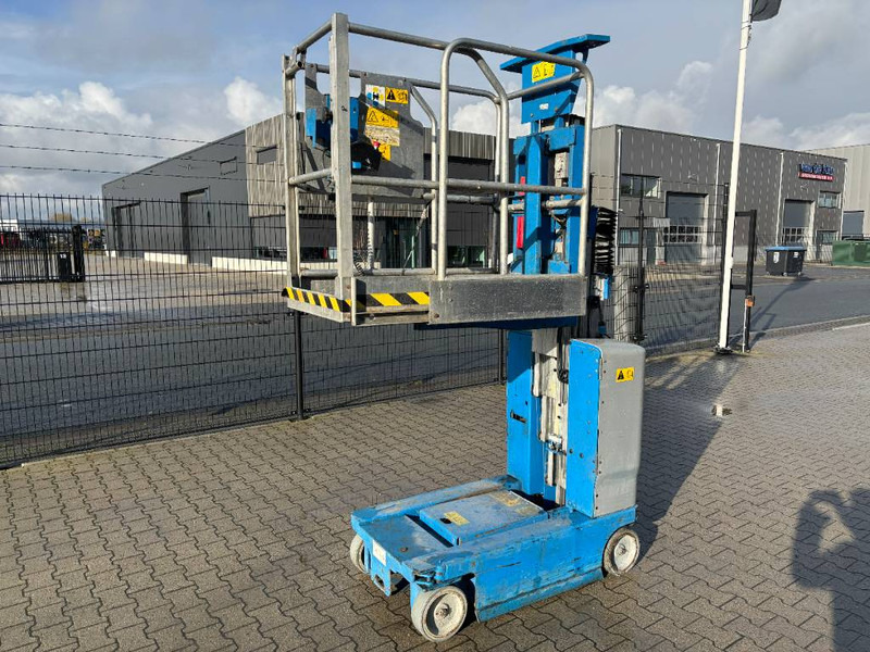 Genie GR 15 - Телескопический подъемник: фото 1 Genie GR 15 - Телескопический подъемник: фото 1