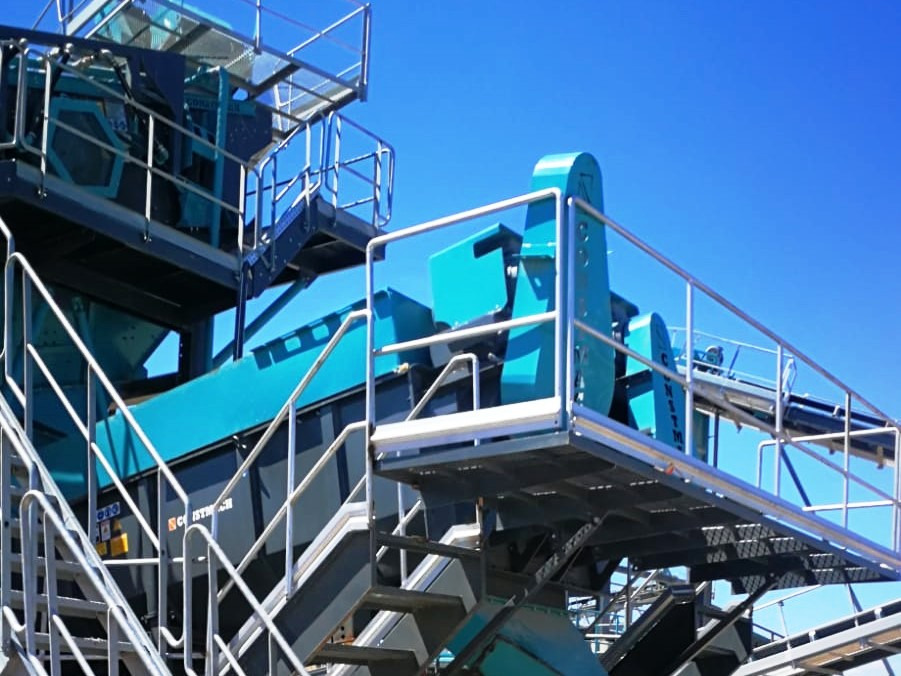 CONSTMACH Log Washer – Powerful Cleaning Solution for Coarse and Clay-Bound Materials - Грохот: фото 1 CONSTMACH Log Washer – Powerful Cleaning Solution for Coarse and Clay-Bound Materials - Грохот: фото 1