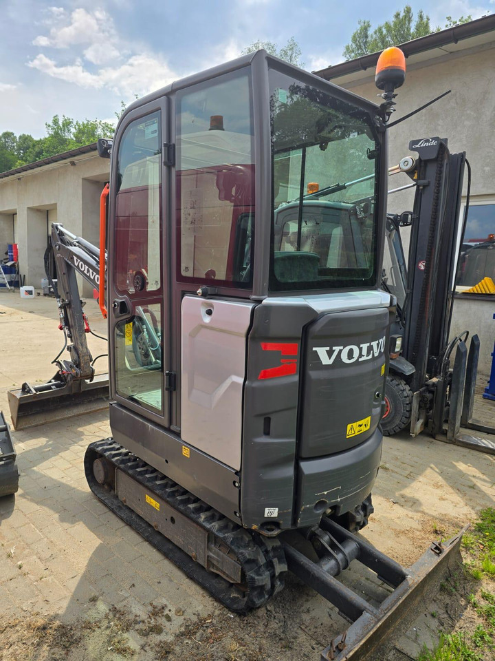 VOLVO EC 18 E - Мини-экскаватор: фото 4 VOLVO EC 18 E - Мини-экскаватор: фото 4