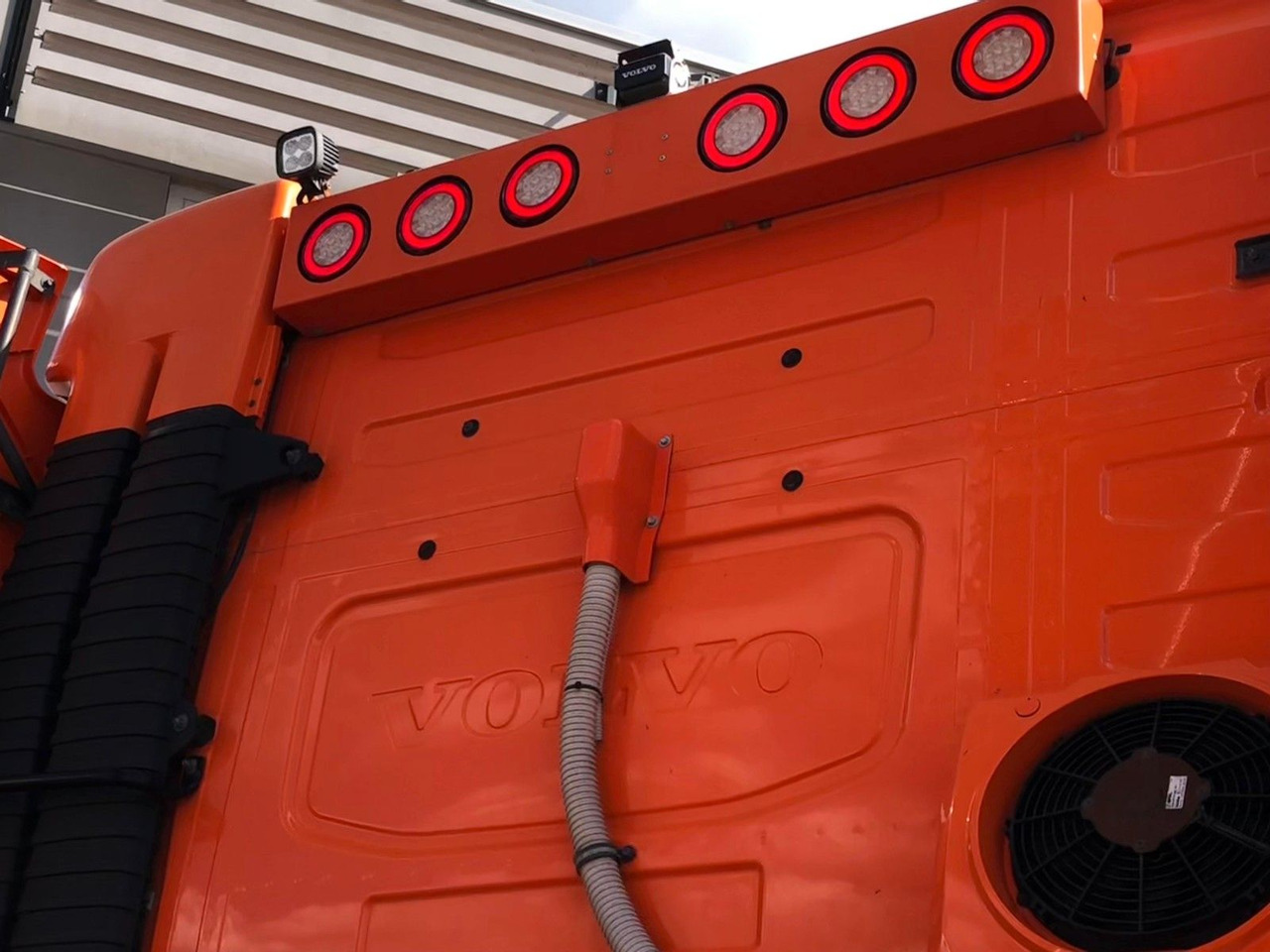 Volvo FH460 8x4 Tridem*TopZustand*excellent condition - Самосвал: фото 3 Volvo FH460 8x4 Tridem*TopZustand*excellent condition - Самосвал: фото 3