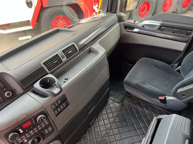 MAN TGX 41.560 8x4-4 BBS Push-Pull в лизинг MAN TGX 41.560 8x4-4 BBS Push-Pull: фото 13 MAN TGX 41.560 8x4-4 BBS Push-Pull в лизинг MAN TGX 41.560 8x4-4 BBS Push-Pull: фото 13