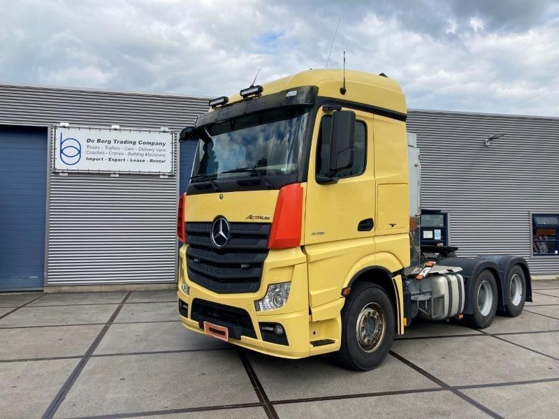 Mercedes-Benz Actros 3351 6x4 - Тягач: фото 1 Mercedes-Benz Actros 3351 6x4 - Тягач: фото 1