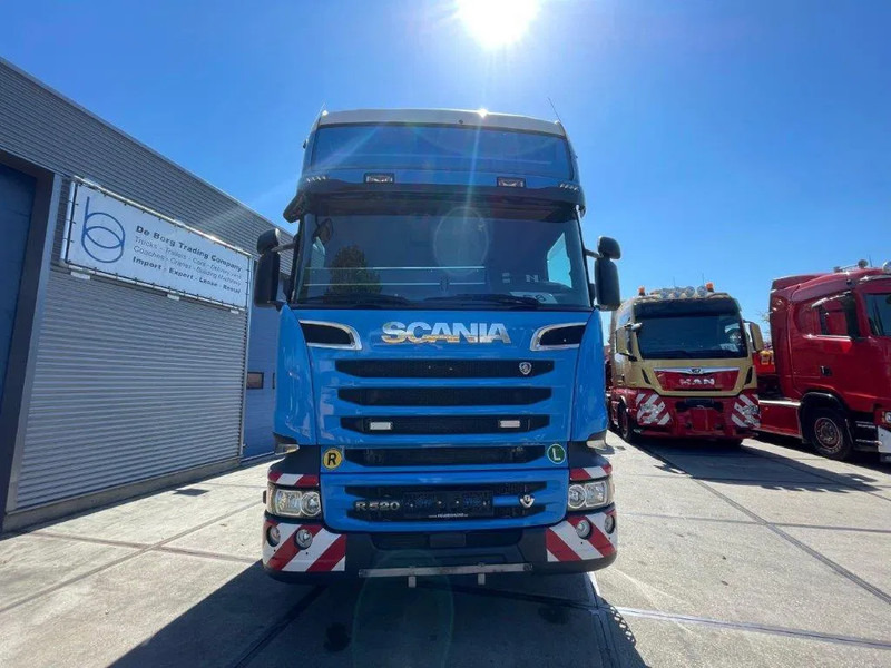 Scania R520 V8 6x2-4 - Тягач: фото 4 Scania R520 V8 6x2-4 - Тягач: фото 4