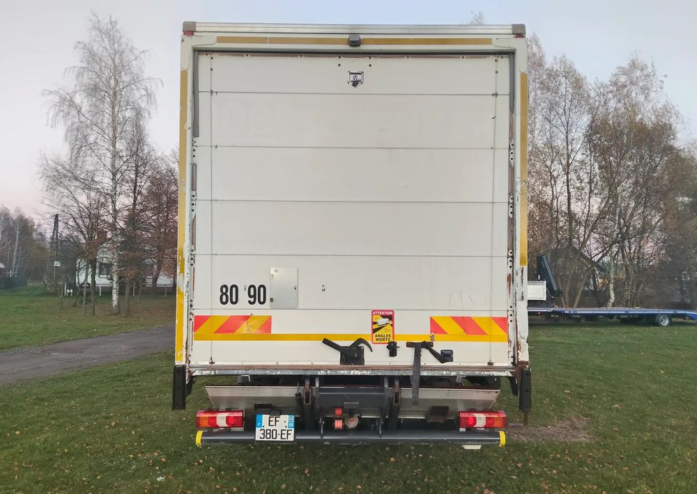 Грузовик с закрытым кузовом Mercedes-Benz Atego: фото 6