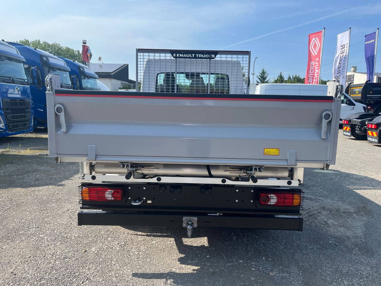 Renault MASTER ELEKTRO DREISEITENKIPPER - Малотоннажный самосвал, Электрический фургон: фото 5 Renault MASTER ELEKTRO DREISEITENKIPPER - Малотоннажный самосвал, Электрический фургон: фото 5