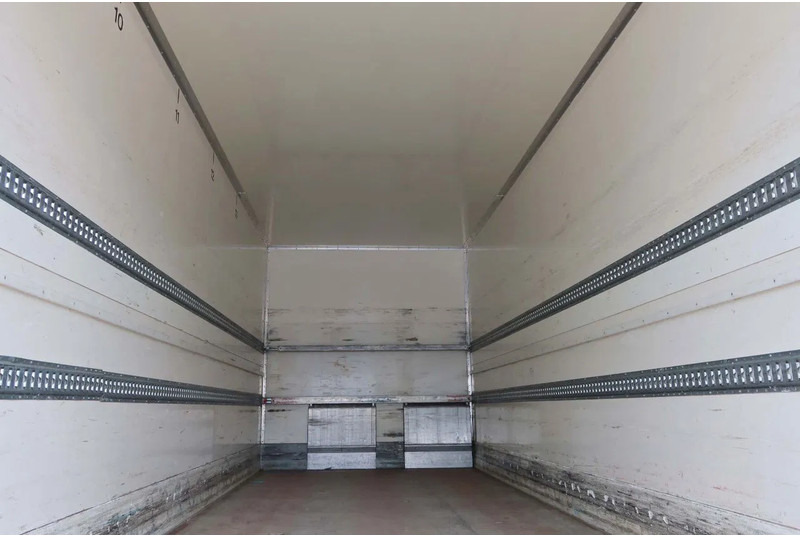 DAF CF 410 Bakwagen + Onderschuif klep - Грузовик с закрытым кузовом: фото 4 DAF CF 410 Bakwagen + Onderschuif klep - Грузовик с закрытым кузовом: фото 4