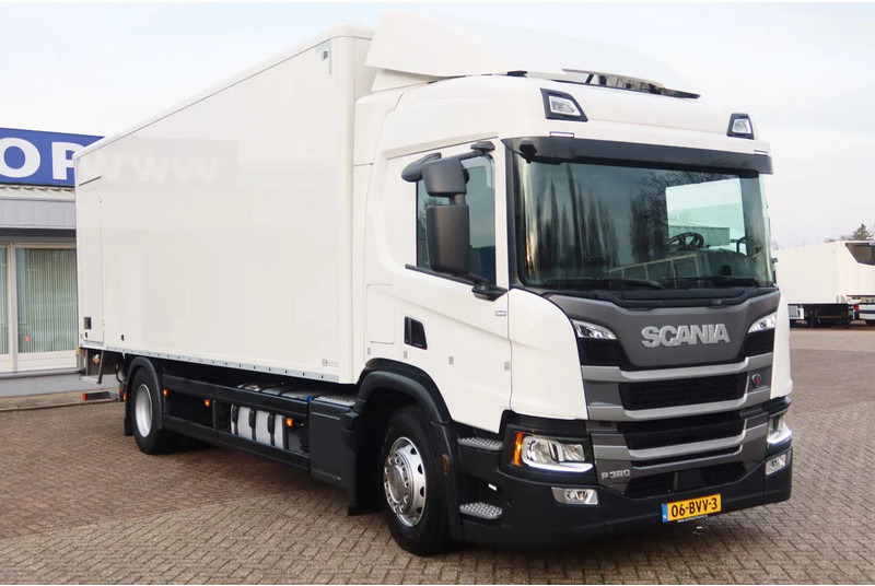 Scania P320 4X2 Bak + Dhollandia klep 2000 kg 1x bed - Грузовик с закрытым кузовом: фото 4 Scania P320 4X2 Bak + Dhollandia klep 2000 kg 1x bed - Грузовик с закрытым кузовом: фото 4