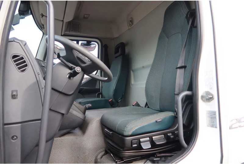 Volvo FL Bak + Dhollandia klep 2000 Kg - Грузовик с закрытым кузовом: фото 5 Volvo FL Bak + Dhollandia klep 2000 Kg - Грузовик с закрытым кузовом: фото 5