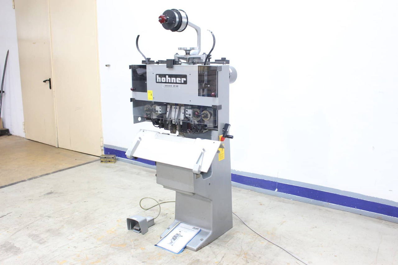 Hohner ACCORD 25/40 - Печатное оборудование: фото 3 Hohner ACCORD 25/40 - Печатное оборудование: фото 3