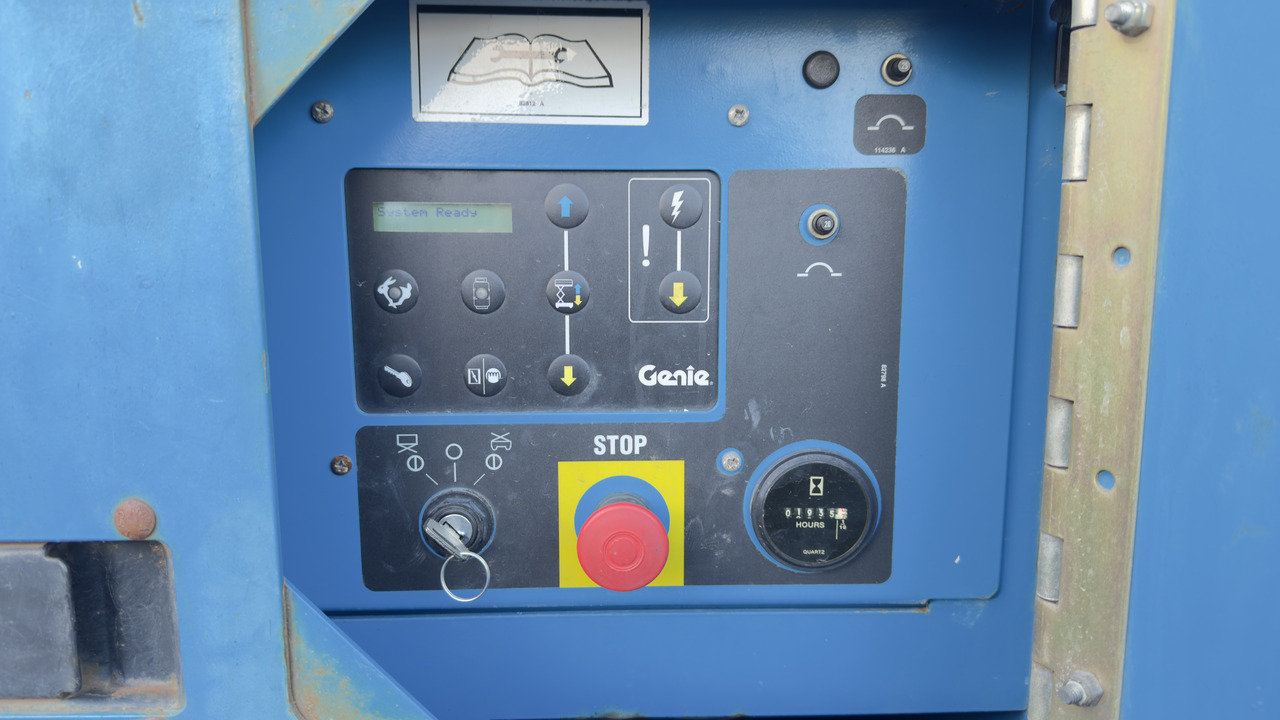 GENIE GS3390 - Телескопический подъемник: фото 5 GENIE GS3390 - Телескопический подъемник: фото 5