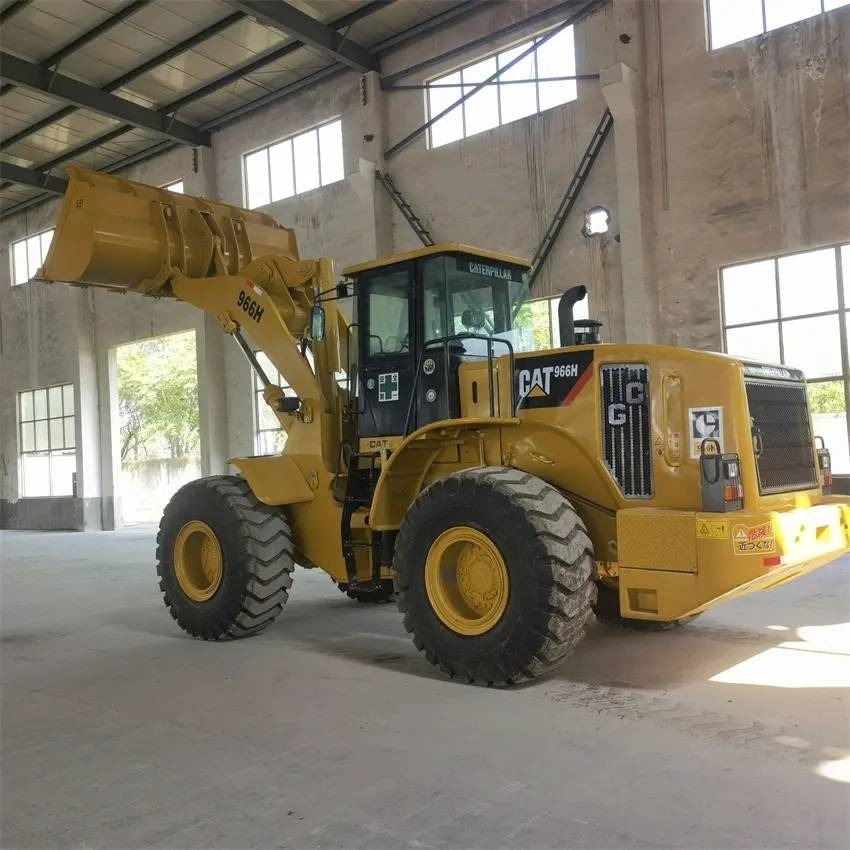 CAT 966H - Колёсный погрузчик: фото 2 CAT 966H - Колёсный погрузчик: фото 2