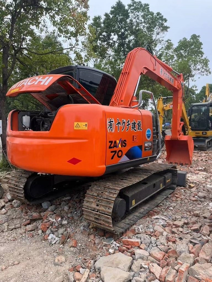 Hitachi ZX70 - Мини-экскаватор: фото 2 Hitachi ZX70 - Мини-экскаватор: фото 2