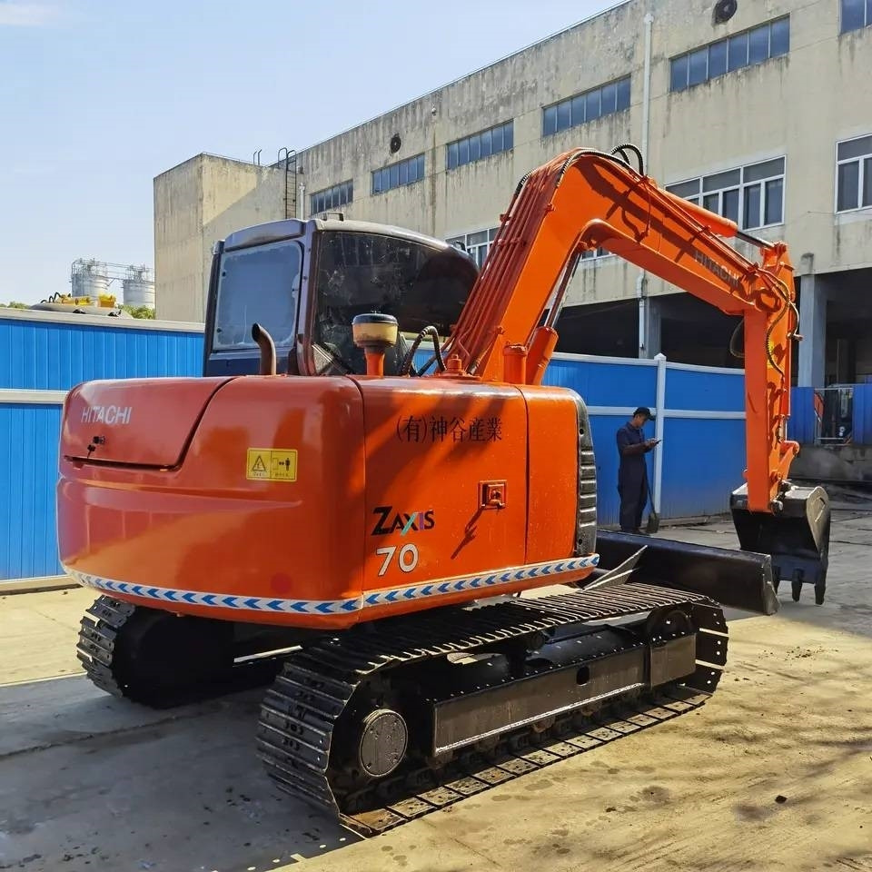 Hitachi ZX70 - Мини-экскаватор: фото 5 Hitachi ZX70 - Мини-экскаватор: фото 5
