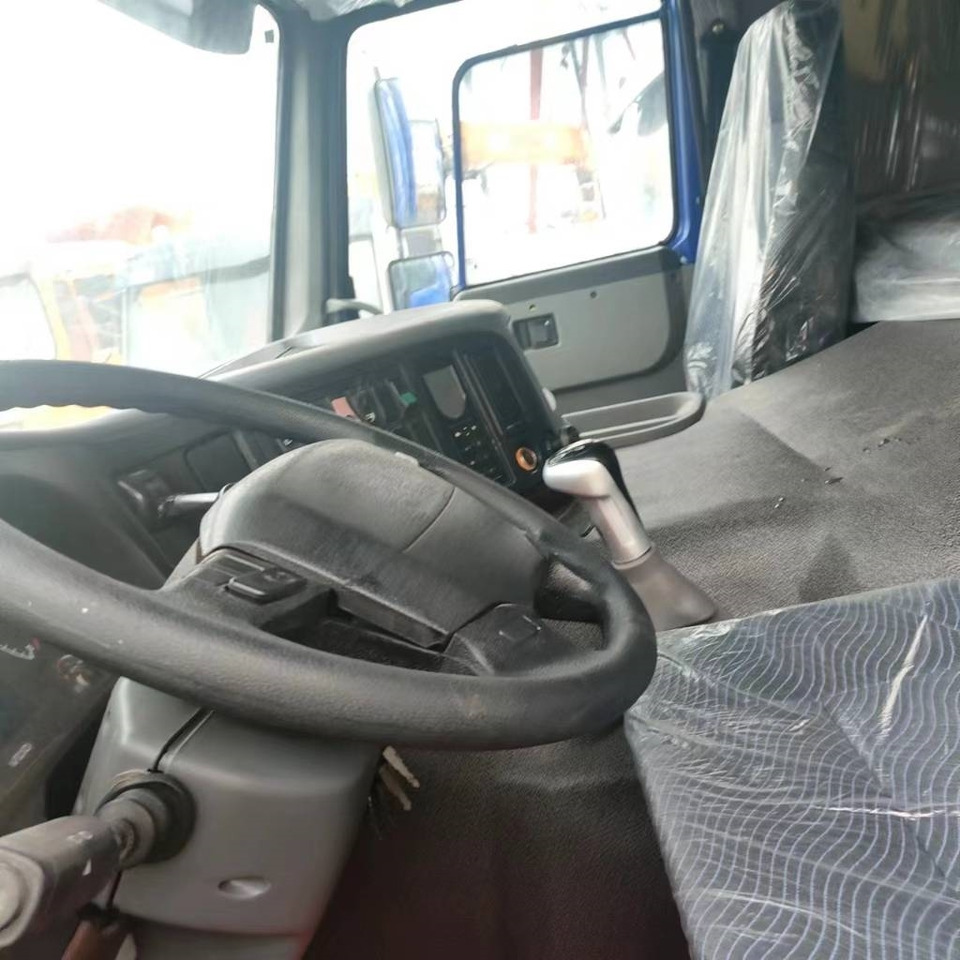 Самосвал Howo 371 6x4: фото 11