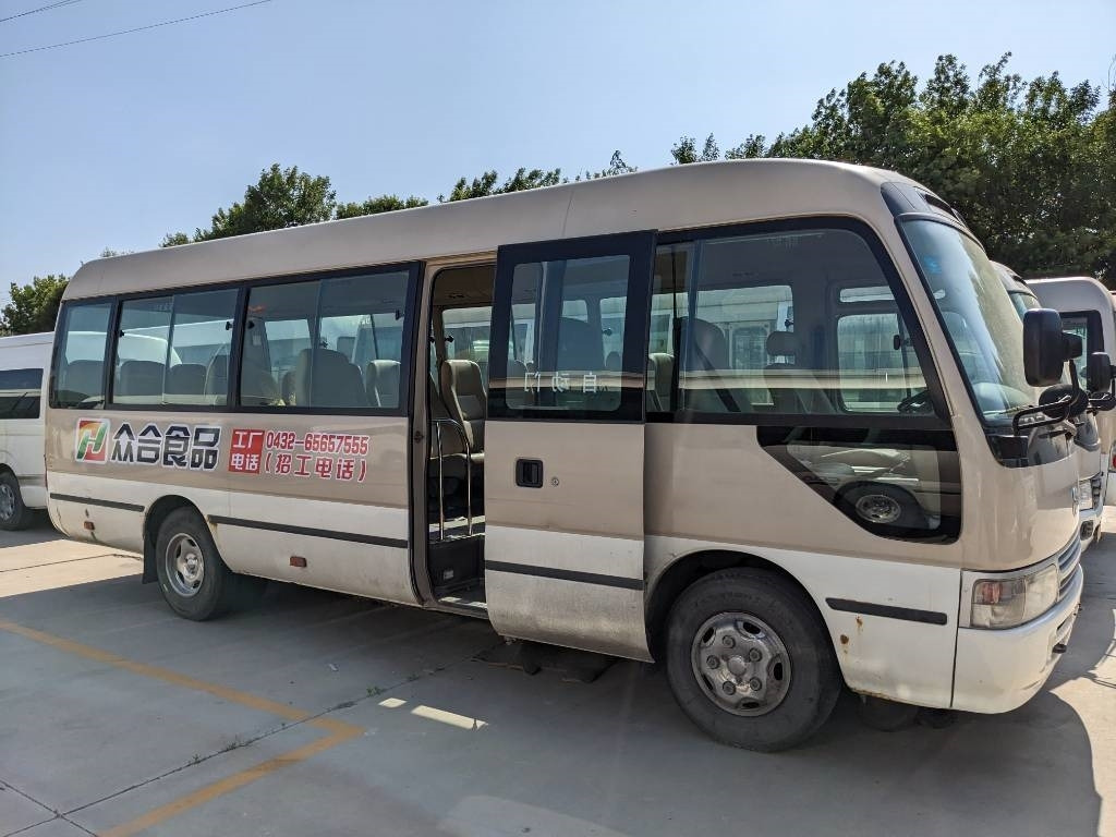 Toyota Coaster Bus - Микроавтобус, Пассажирский фургон: фото 4 Toyota Coaster Bus - Микроавтобус, Пассажирский фургон: фото 4