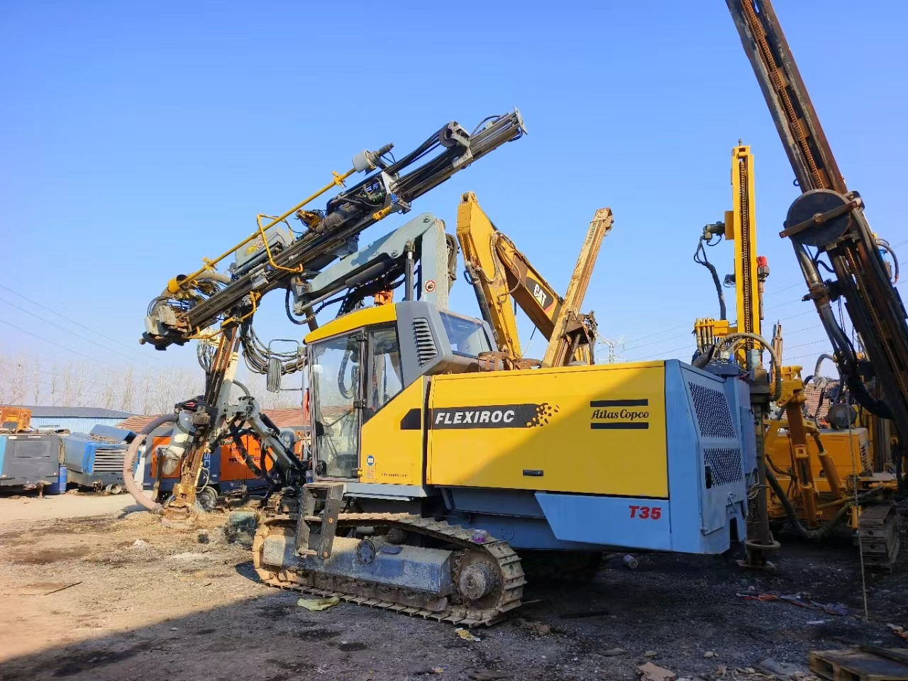 ATLAS COPCO EPIROC FLEXIROC T35 - Буровая машина: фото 1 ATLAS COPCO EPIROC FLEXIROC T35 - Буровая машина: фото 1