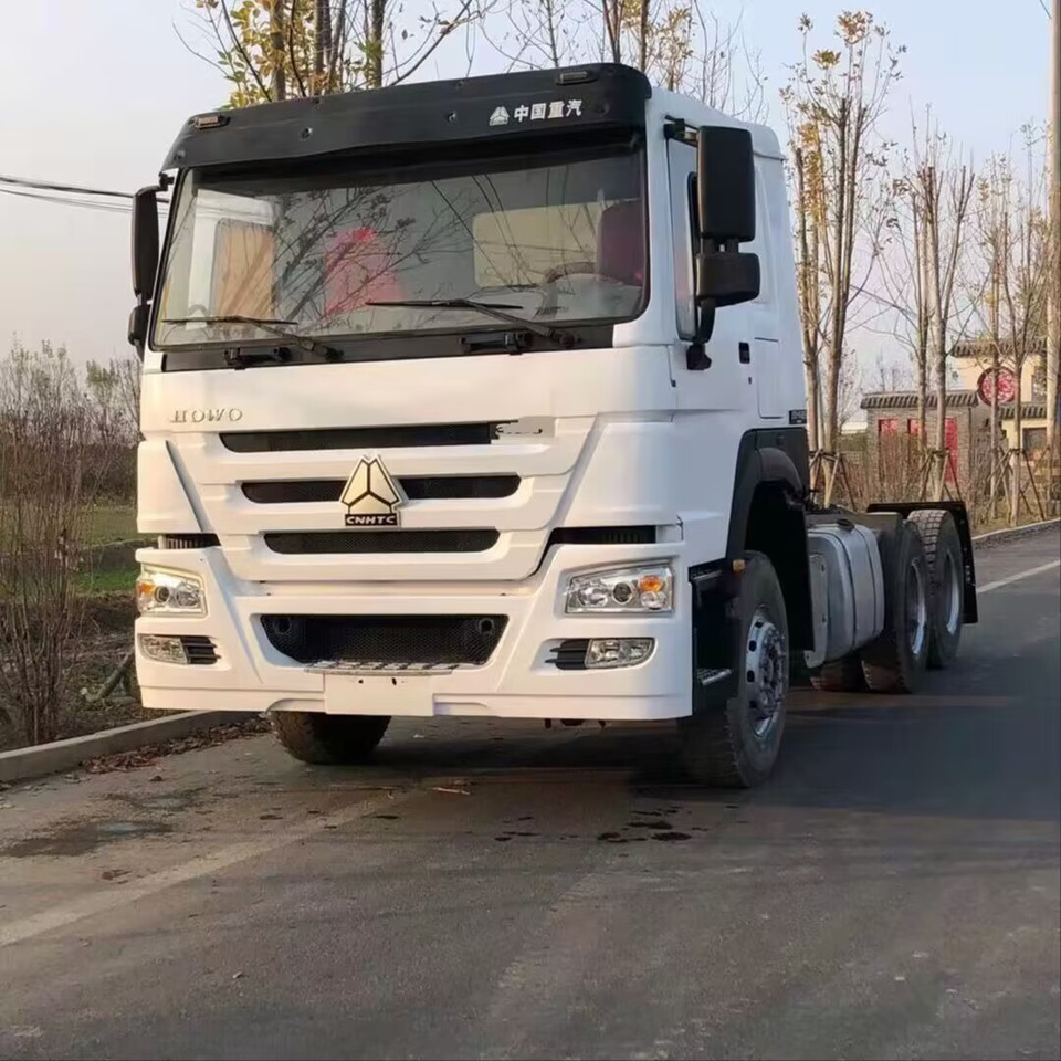 HOWO TRACTOR 6X4 SINOTRUCK 371HP 2020 - Тягач: фото 1 HOWO TRACTOR 6X4 SINOTRUCK 371HP 2020 - Тягач: фото 1