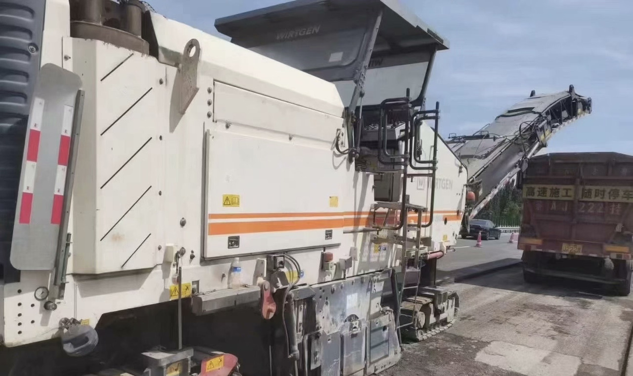 WIRTGEN W2000 miling machine - Дорожная фреза: фото 3 WIRTGEN W2000 miling machine - Дорожная фреза: фото 3