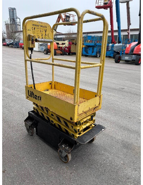 Boss 4,55m Arbeitsbühne Personenlift, BJ 2013 - Ножничный подъемник: фото 5 Boss 4,55m Arbeitsbühne Personenlift, BJ 2013 - Ножничный подъемник: фото 5