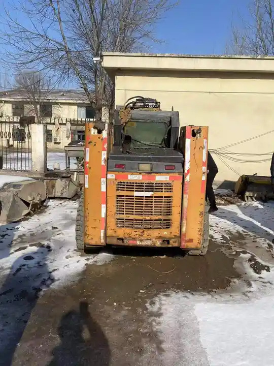 Used Case 440H Skid Steer Loader for Sale - Мини-погрузчик с бортовым поворотом: фото 2 Used Case 440H Skid Steer Loader for Sale - Мини-погрузчик с бортовым поворотом: фото 2