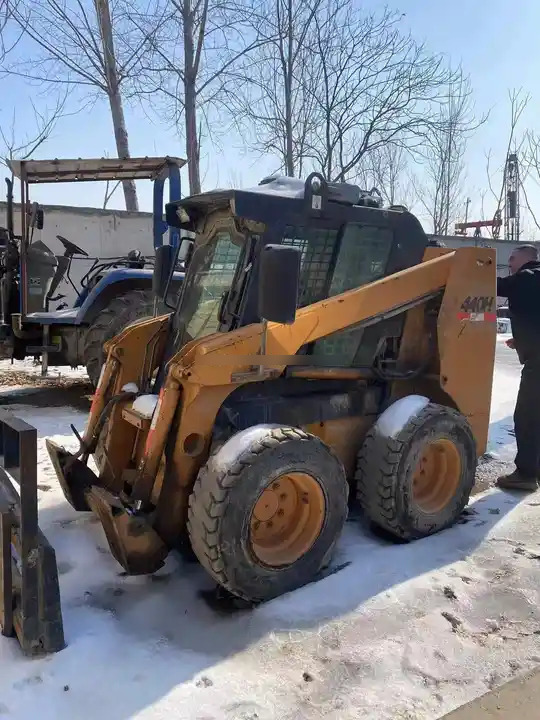 Used Case 440H Skid Steer Loader for Sale - Мини-погрузчик с бортовым поворотом: фото 5 Used Case 440H Skid Steer Loader for Sale - Мини-погрузчик с бортовым поворотом: фото 5