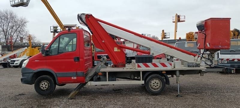 Iveco Daily Multitel MT182 DS - 18,2 m - Грузовик с подъемником: фото 5 Iveco Daily Multitel MT182 DS - 18,2 m - Грузовик с подъемником: фото 5