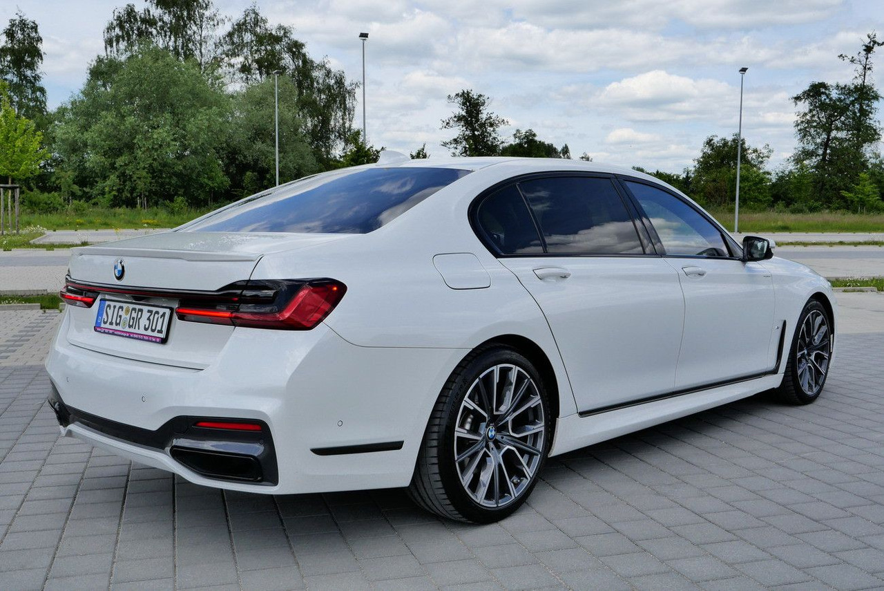 BMW 730LD XDR. /VOLL/REAR ENTERT. /EXECUTIVE LOUNGE - Седан: фото 4 BMW 730LD XDR. /VOLL/REAR ENTERT. /EXECUTIVE LOUNGE - Седан: фото 4
