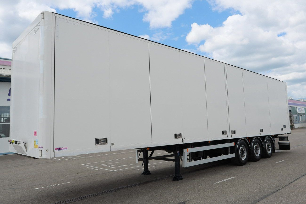 EKERI T3-A /SEITLICHE TÜREN /FALTWAND 2700 mm - Полуприцеп-фургон: фото 4 EKERI T3-A /SEITLICHE TÜREN /FALTWAND 2700 mm - Полуприцеп-фургон: фото 4