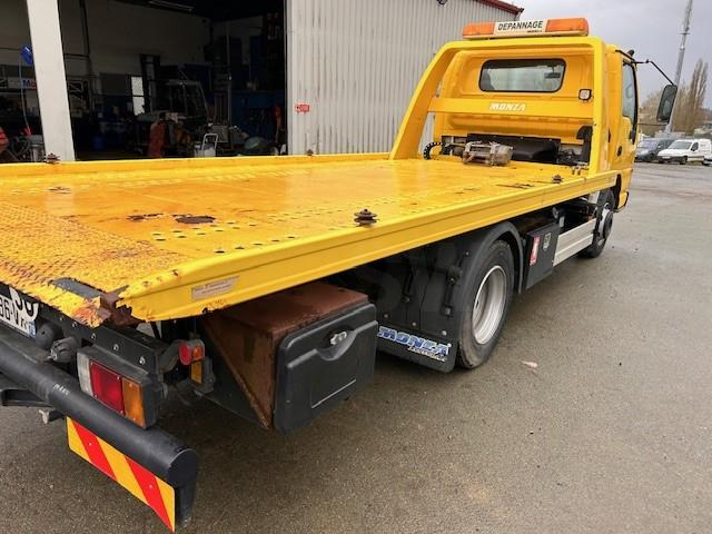 Isuzu R70XN PLATEAU BASCUMLANT COULISSANT MONZA 2012 - Эвакуатор: фото 2 Isuzu R70XN PLATEAU BASCUMLANT COULISSANT MONZA 2012 - Эвакуатор: фото 2